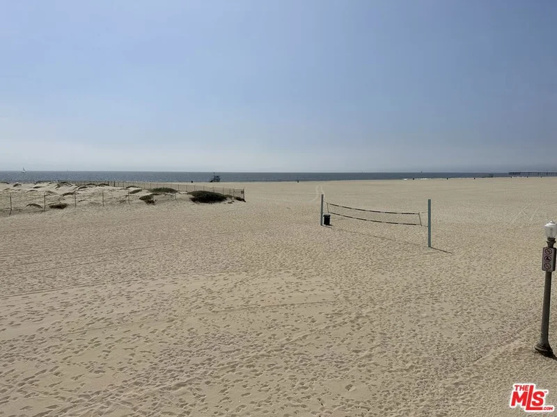 5205 Ocean Front Walk 202, Marina Del Rey, CA 90292