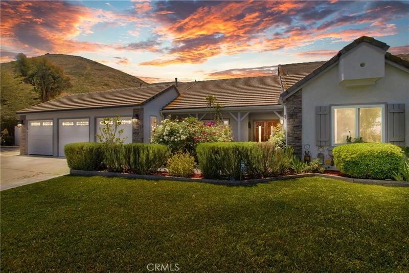 11308 Bentley Street, Riverside, CA 92505