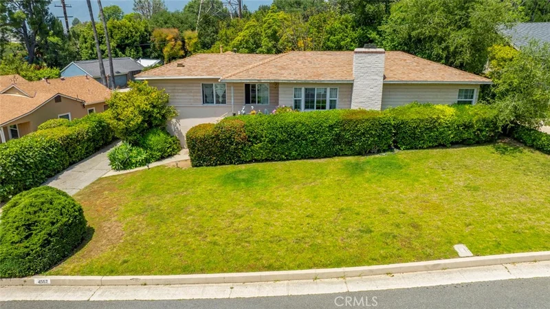 4557 Loma Vista Drive, La Canada Flintridge, CA 91011
