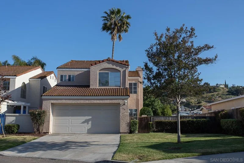 790 Granite Hills Circle, El Cajon, CA 92019