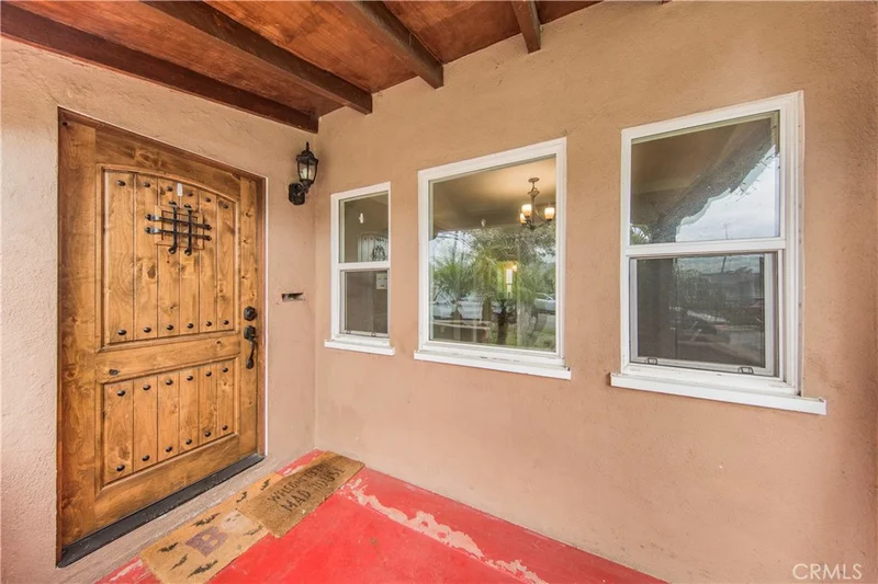 5598 Lemon Avenue, Long Beach, CA 90805
