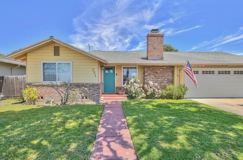 231 La Mesa Drive, Salinas, CA 93901