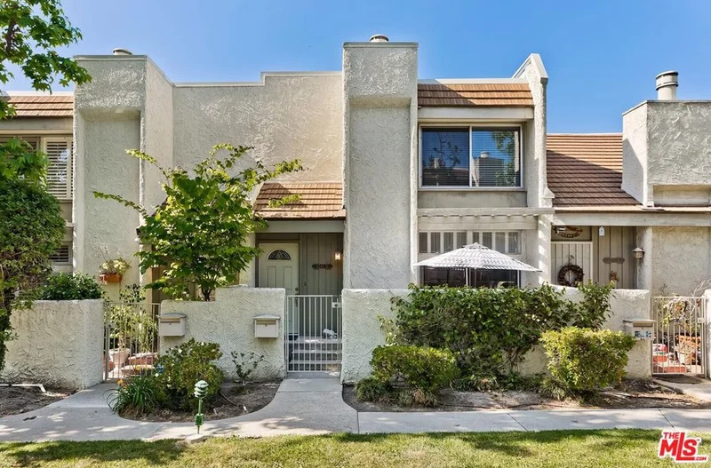 4249 Colfax Avenue D, Studio City, CA 91604