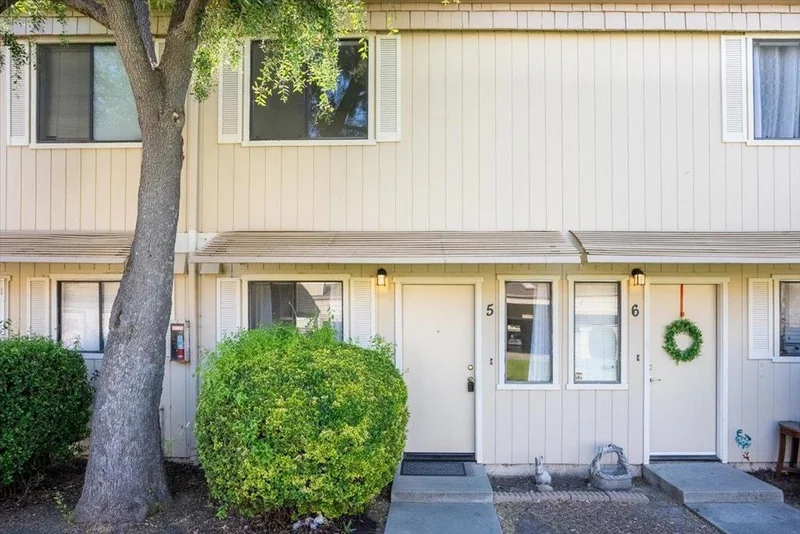 102 W Rossi Street 5, Salinas, CA 93901