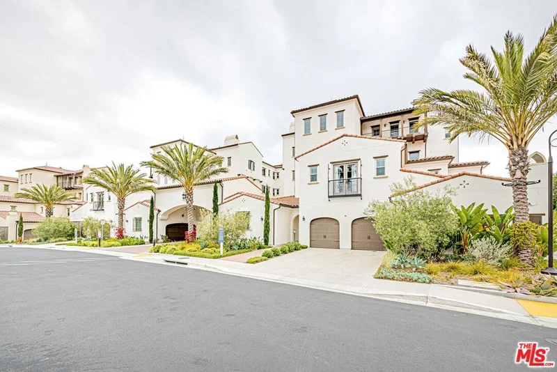 8900 Los Coyotes Court 430, Buena Park, CA 90621