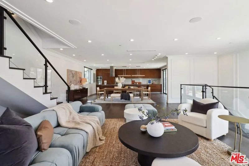 11600 Mississippi Avenue, Los Angeles, CA 90025