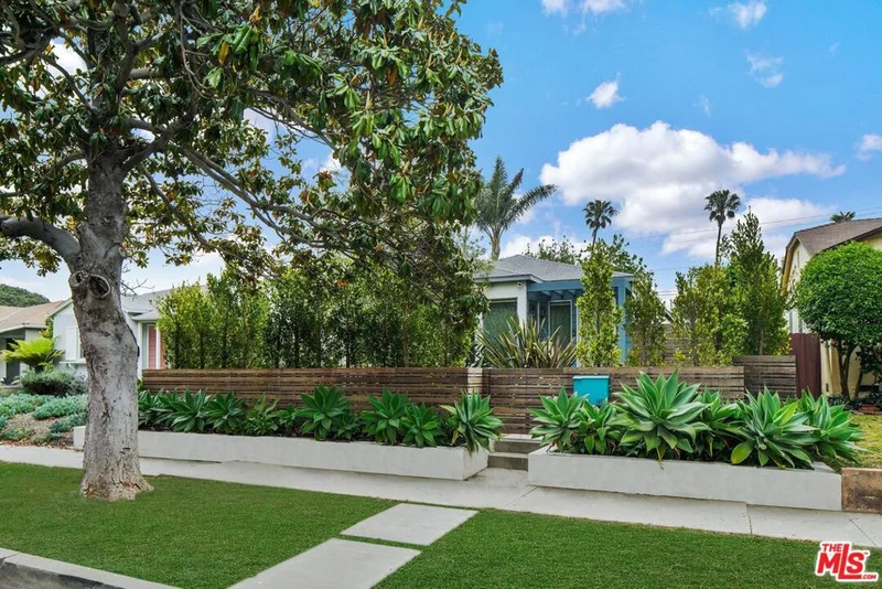 858 Flower Avenue, Venice, CA 90291
