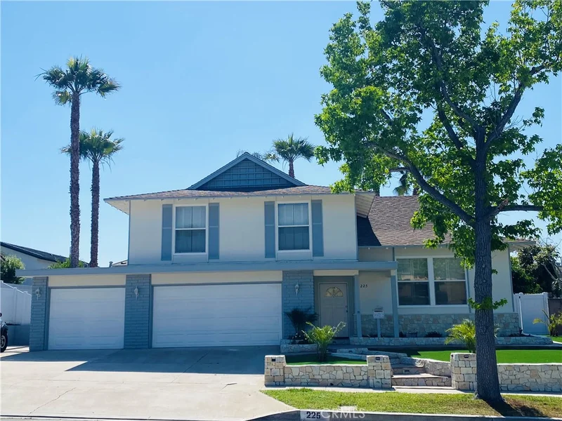 225 S Solomon Drive, Anaheim, CA 92807
