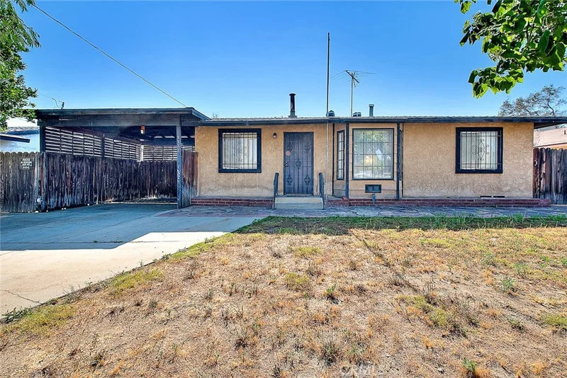 9132 Redwood Avenue, Fontana, CA 92335