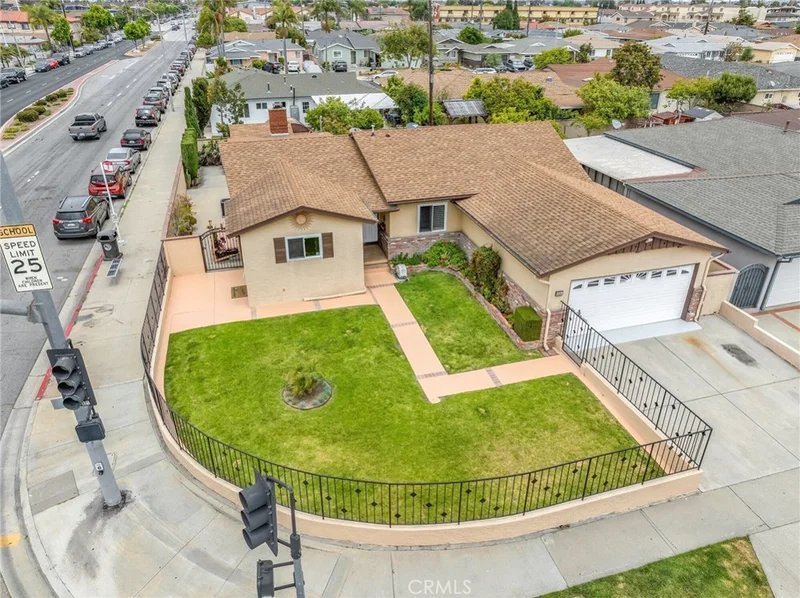 555 W Shadwell Street, Carson, CA 90745