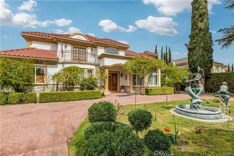 51 W Las Flores Avenue, Arcadia, CA 91007