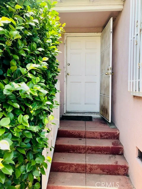8720 Guthrie Avenue, Los Angeles, CA 90034
