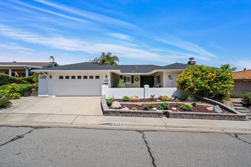 12252 Rios Rd, San Diego, CA 92128