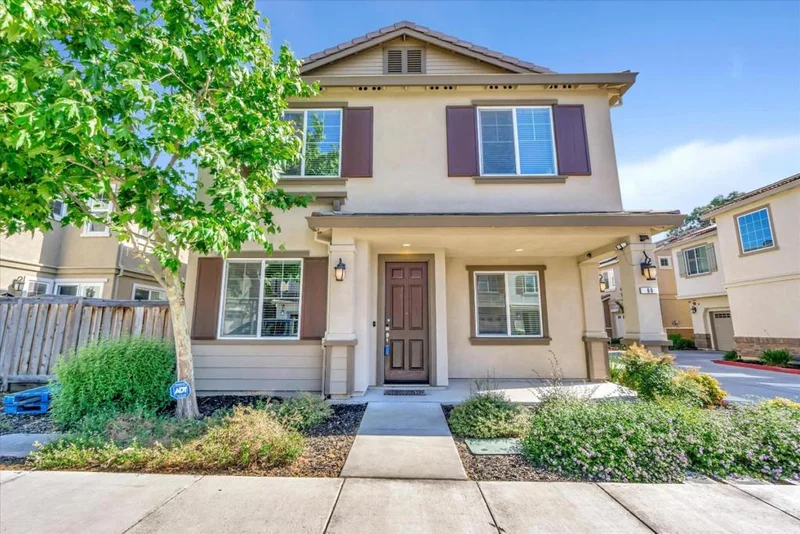 86 Belle Harbor Cir Circle, Pittsburg, CA 94565