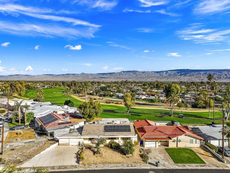 77130 New York Avenue, Palm Desert, CA 92211