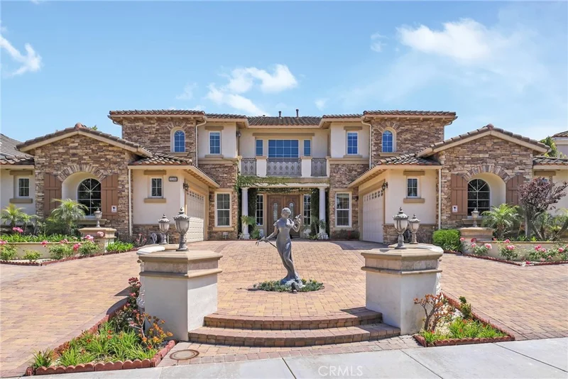 12264 Palmer Drive, Moorpark, CA 93021