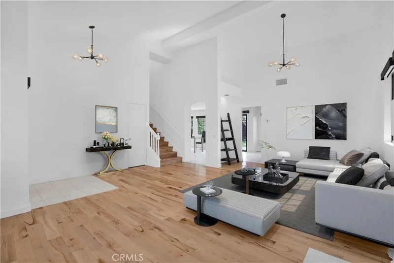 41158 Vincennes Court, Murrieta, CA 92562