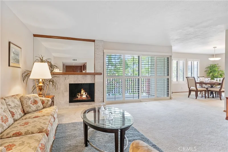 6294 Riviera Circle, Long Beach, CA 90815
