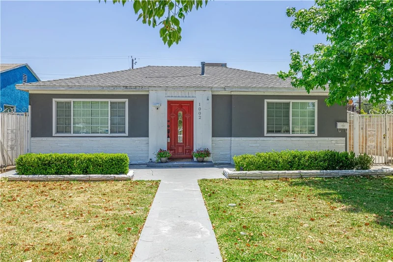 1002 W Palm Avenue, Burbank, CA 91506