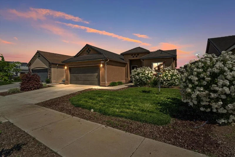 453 Fawcett Lane, Merced, CA 95348