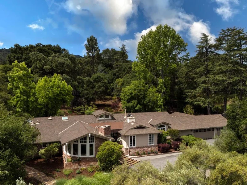 10401 Sunhills Drive, Los Altos Hills, CA 94024