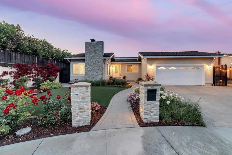 22423 Ramona Court, Cupertino, CA 95014