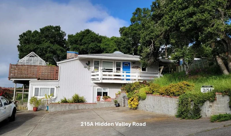 Hidden Valley Road 1, Royal Oaks, CA 95076