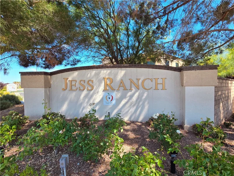 11689 Cedar Court, Apple Valley, CA 92308