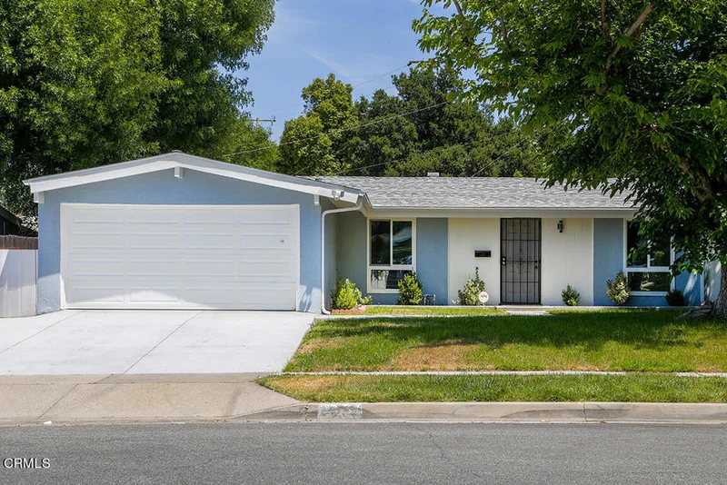 27260 Walnut Springs Avenue, Canyon Country, CA 91351