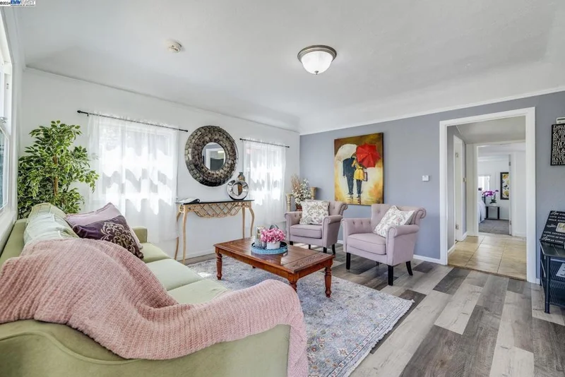 2967 Madeline St, Oakland, CA 94602