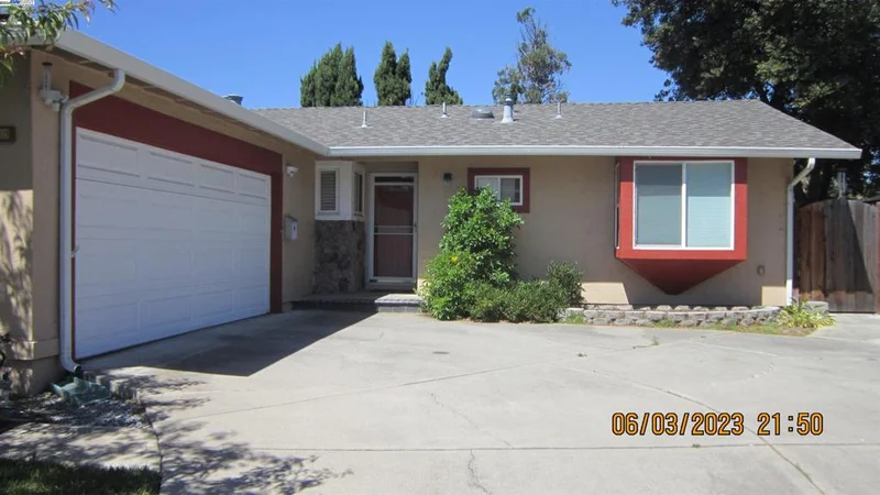 1171 Columbus Dr, Milpitas, CA 95035
