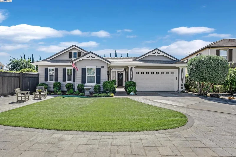 893 S Amor, Mountain House, CA 95391