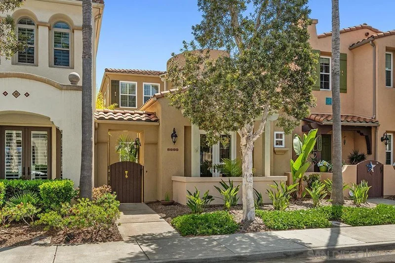 2717 E Bainbridge Road, San Diego, CA 92106
