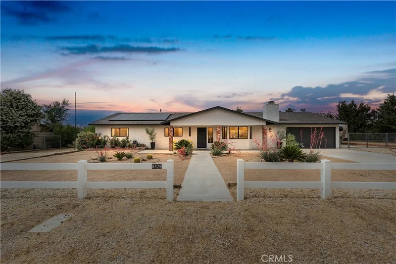 8929 E Avenue T4, Littlerock, CA 93543