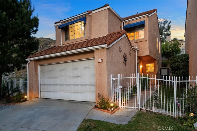 11813 Cardinal Court, Fontana, CA 92337