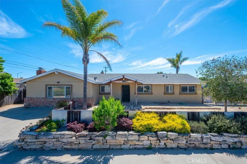 5498 Imperial Way, Santa Maria, CA 93455