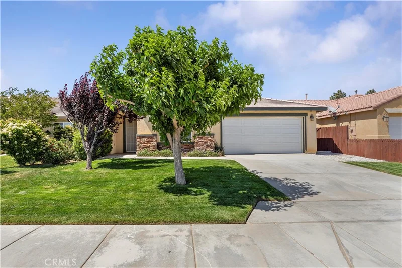 11672 Dos Palmas Road, Victorville, CA 92392