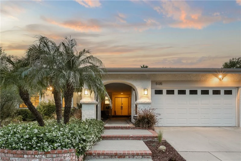 5135 Orrville Avenue, Woodland Hills, CA 91367