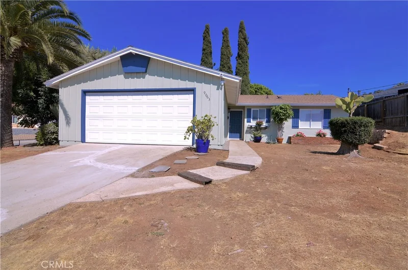 9063 Robinridge Way, Santee, CA 92071