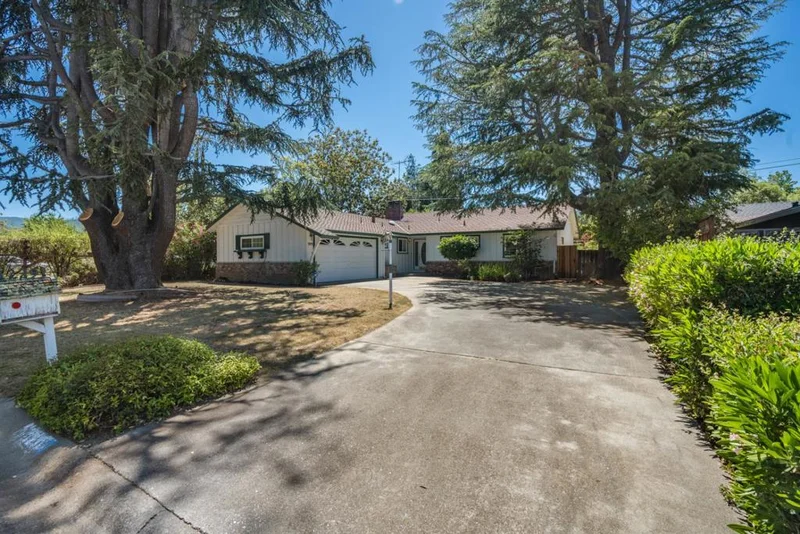 12291 Brookglen Drive, Saratoga, CA 95070