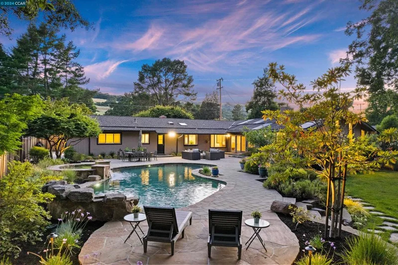 1032 Ocho Rios Dr, Danville, CA 94526