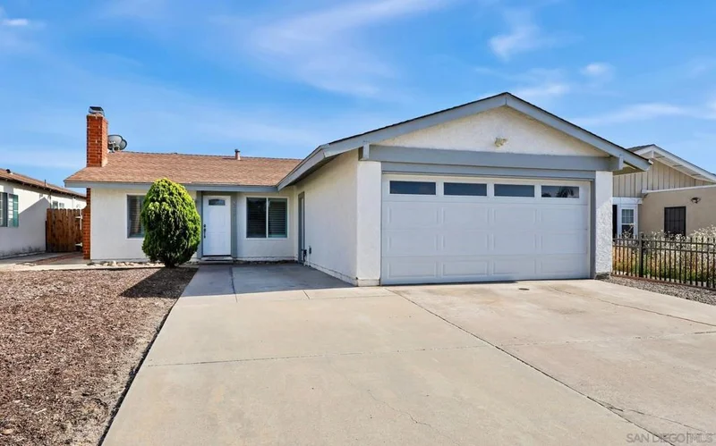 8655 Lepus Road, San Diego, CA 92126