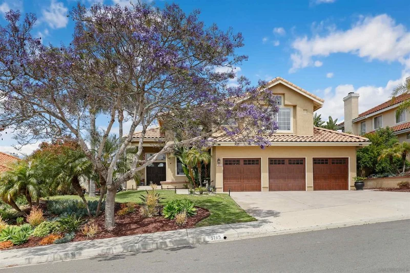 5165 Bella Collina St, Oceanside, CA 92056