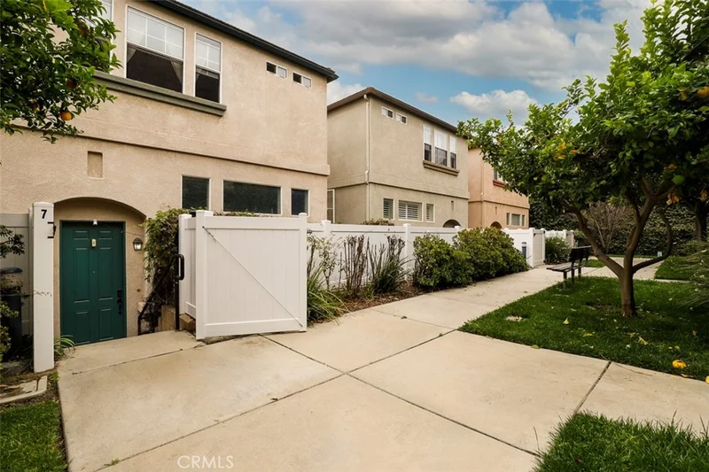 25481 Dodge Avenue 7, Harbor City, CA 90710