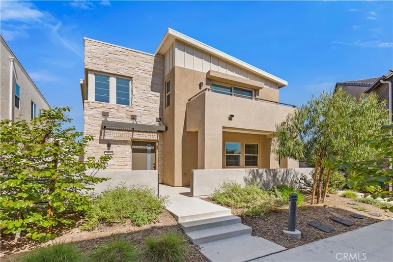 452 Chorus, Irvine, CA 92618