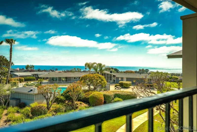 620 W Solana Circle 3F, Solana Beach, CA 92075