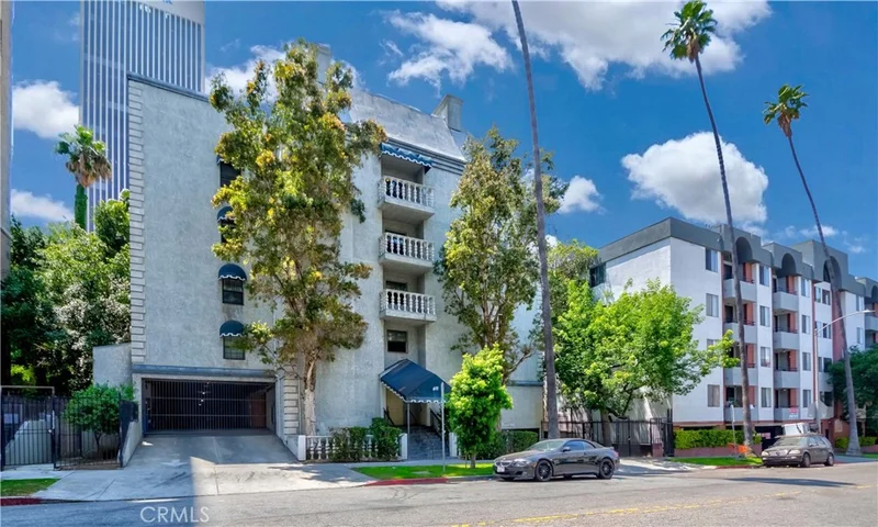 631 S Kenmore Avenue 404, Los Angeles, CA 90005