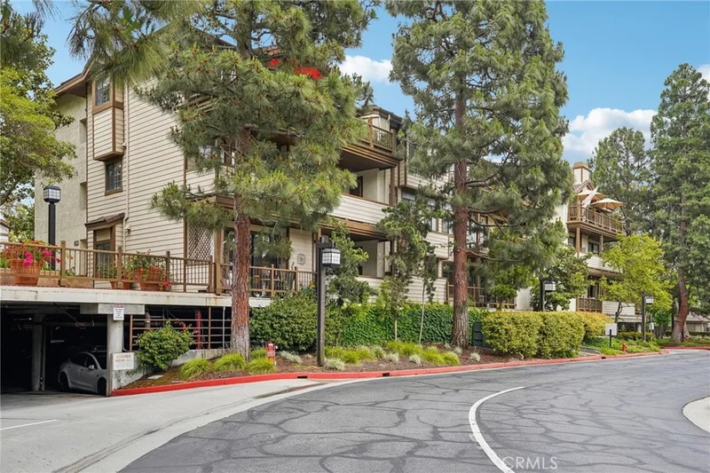 2559 Plaza Del Amo 209, Torrance, CA 90503
