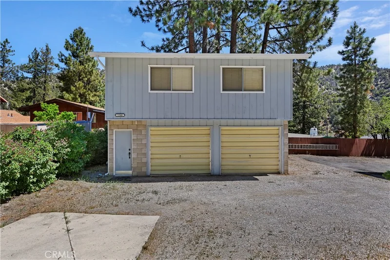 1252 Apple Avenue, Wrightwood, CA 92397