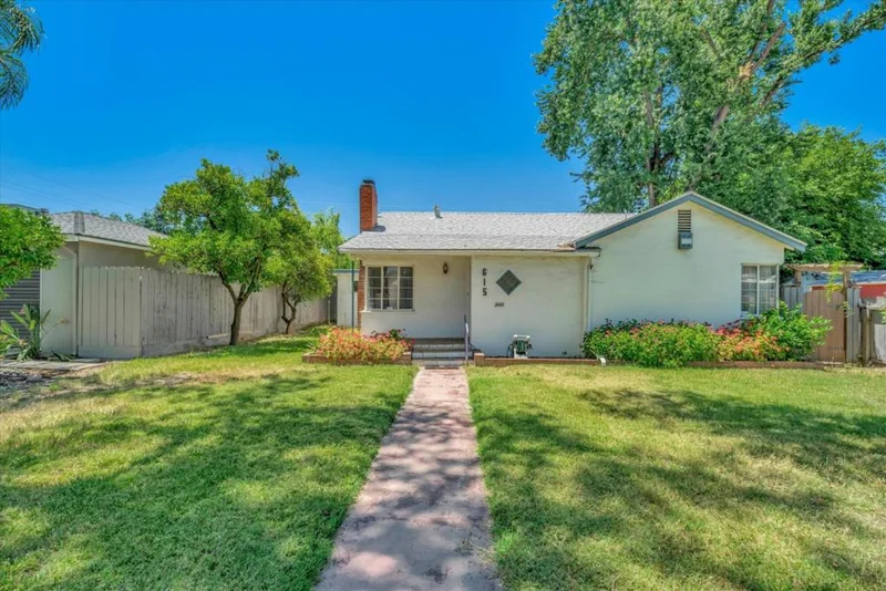 615 El Cajon Avenue, Modesto, CA 95350